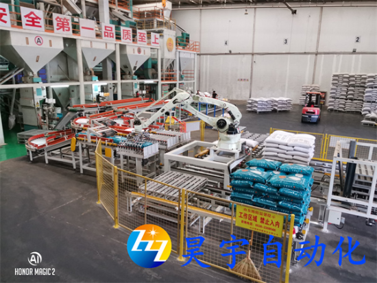 企業(yè)選擇全自動碼垛機(jī)的理由是什么？